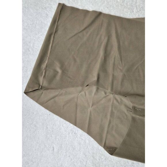 Skims panty  - Picture 2 of 8